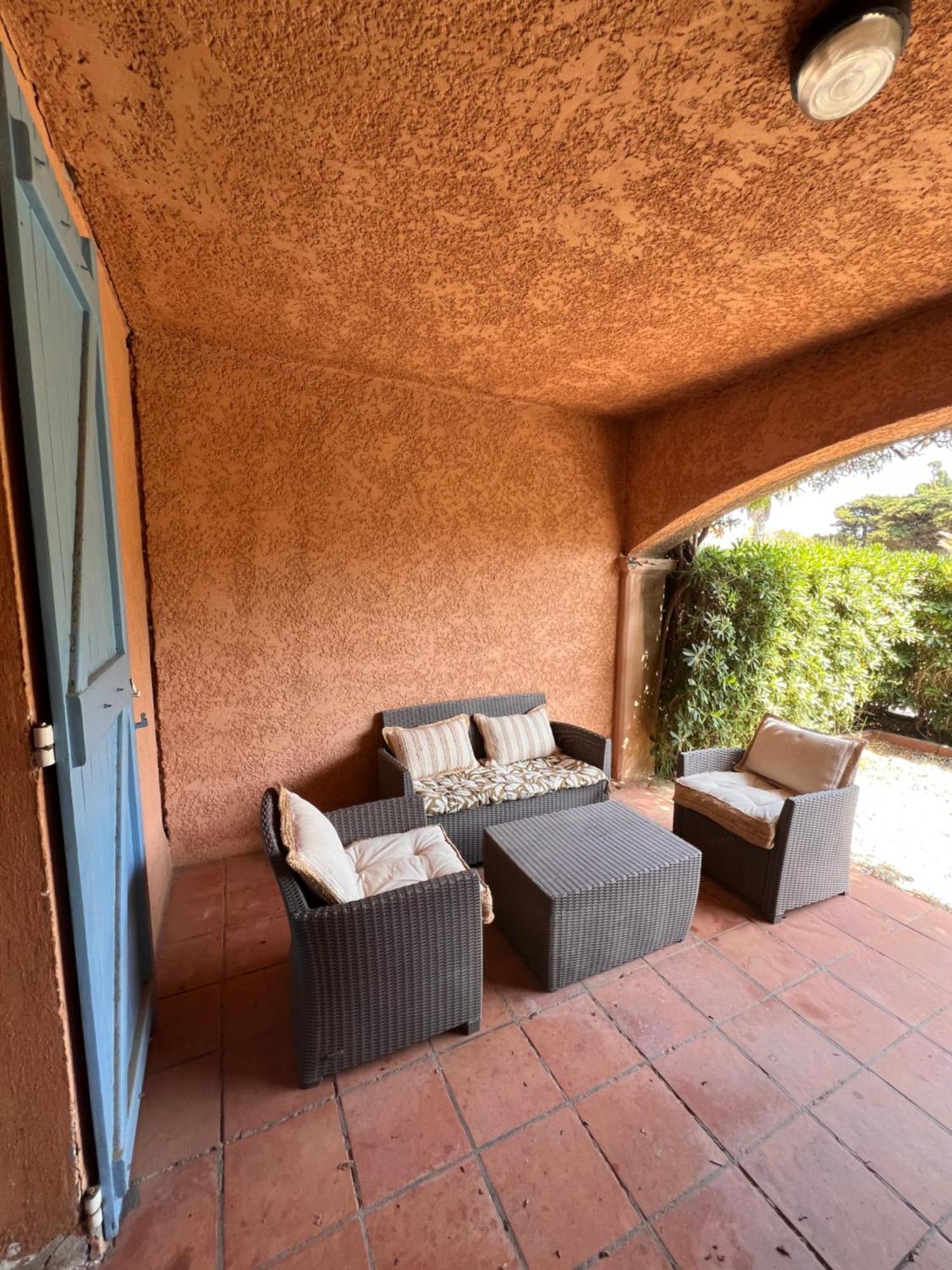 La Bergerie Appartement Hyères Buitenkant foto